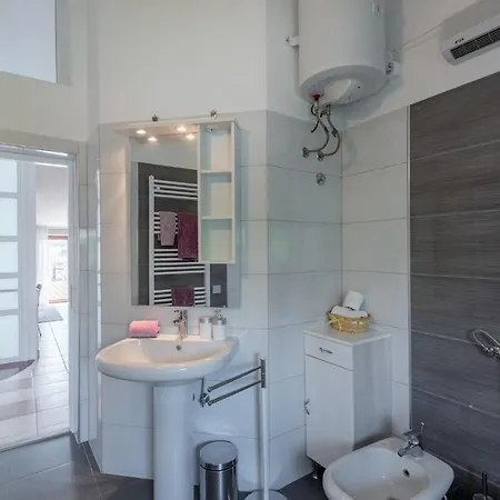 Anna 2 Appartement Pula